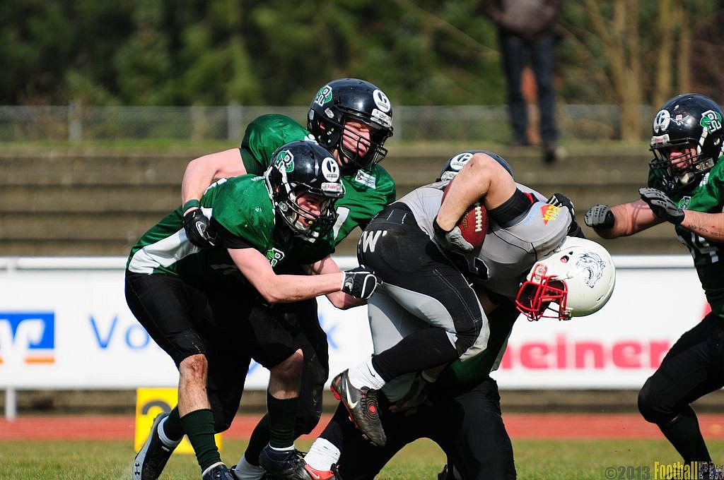 		Rheine Raptors vs. Mnchengladbach Wolfpack  - 13.04.2013 Rheine Raptors vs. Mönchengladbach Wolfpack (20:20) 