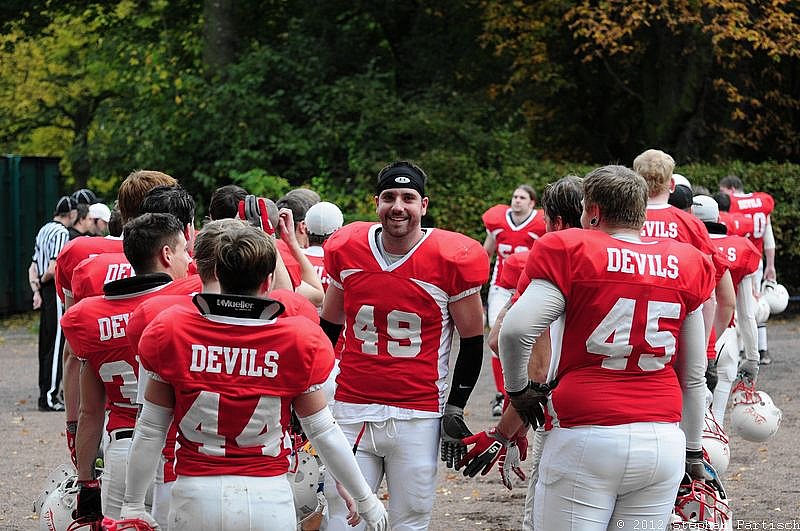 Gelsenkirchen Devils vs Recklinghausen Chargers - 20.10.2012 Gelsenkirchen Devils vs. Recklinghausen Chargers (27:7) 