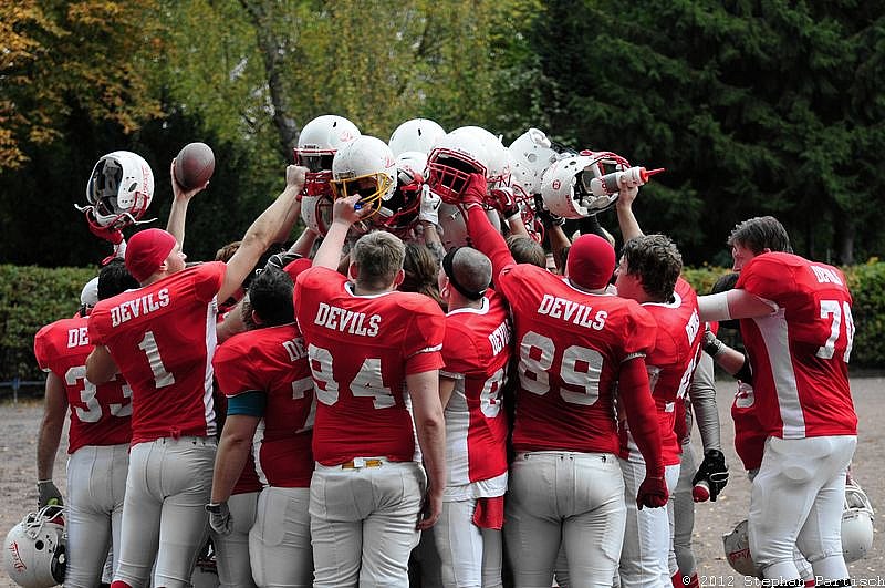 Gelsenkirchen Devils vs Recklinghausen Chargers - 20.10.2012 Gelsenkirchen Devils vs. Recklinghausen Chargers (27:7) 