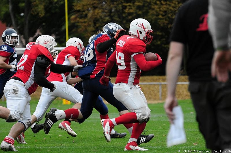Gelsenkirchen Devils vs Recklinghausen Chargers - 20.10.2012 Gelsenkirchen Devils vs. Recklinghausen Chargers (27:7) 