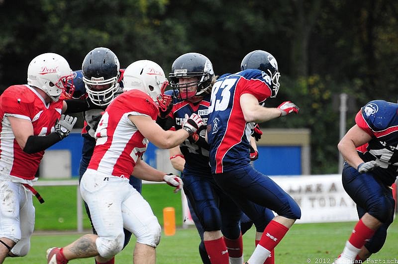 Gelsenkirchen Devils vs Recklinghausen Chargers - 20.10.2012 Gelsenkirchen Devils vs. Recklinghausen Chargers (27:7) 