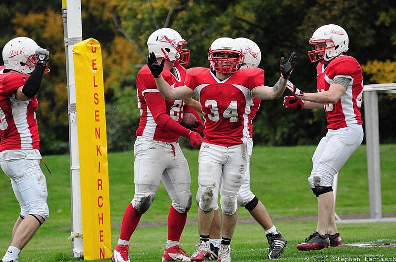 Gelsenkirchen Devils vs Recklinghausen Chargers - 20.10.2012 Gelsenkirchen Devils vs. Recklinghausen Chargers (27:7) 