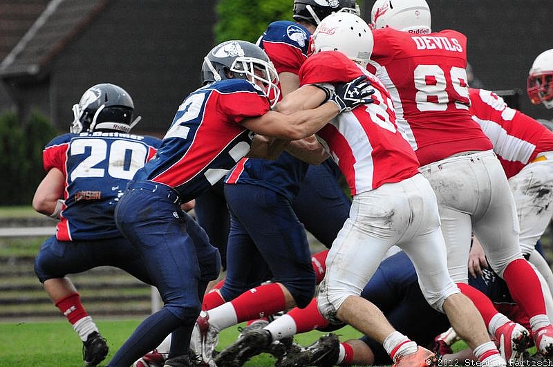 Gelsenkirchen Devils vs Recklinghausen Chargers - 20.10.2012 Gelsenkirchen Devils vs. Recklinghausen Chargers (27:7) 