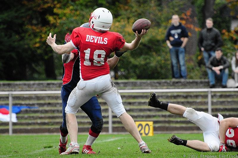 Gelsenkirchen Devils vs Recklinghausen Chargers - 20.10.2012 Gelsenkirchen Devils vs. Recklinghausen Chargers (27:7) 