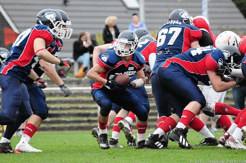 Gelsenkirchen Devils vs Recklinghausen Chargers - 20.10.2012 Gelsenkirchen Devils vs. Recklinghausen Chargers (27:7) 