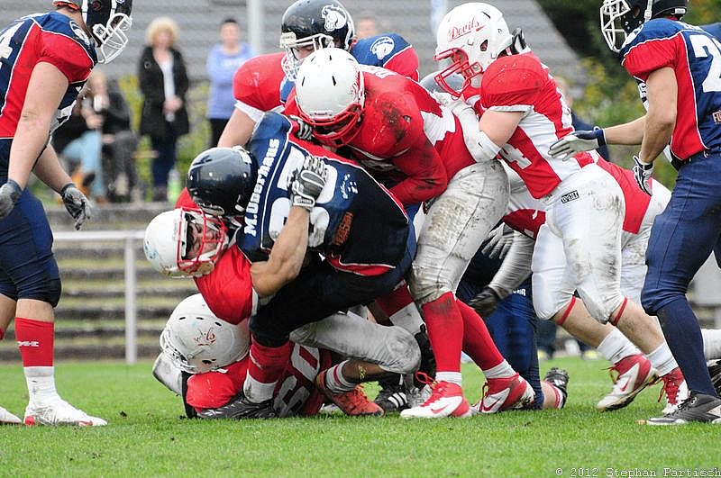 Gelsenkirchen Devils vs Recklinghausen Chargers - 20.10.2012 Gelsenkirchen Devils vs. Recklinghausen Chargers (27:7) 