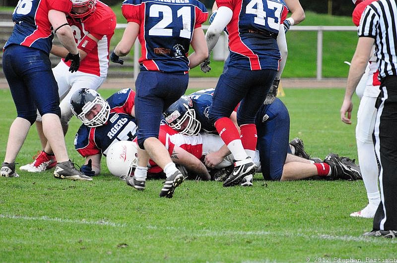 Gelsenkirchen Devils vs Recklinghausen Chargers - 20.10.2012 Gelsenkirchen Devils vs. Recklinghausen Chargers (27:7) 