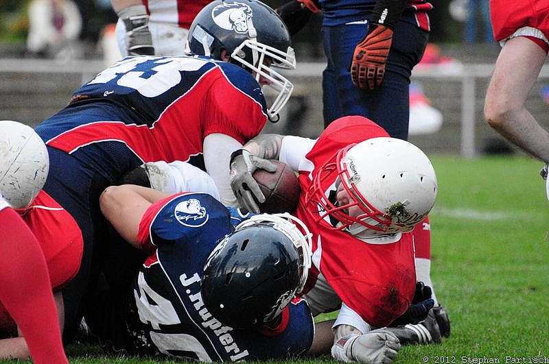 Gelsenkirchen Devils vs Recklinghausen Chargers - 20.10.2012 Gelsenkirchen Devils vs. Recklinghausen Chargers (27:7) 