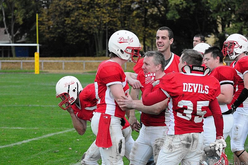 Gelsenkirchen Devils vs Recklinghausen Chargers - 20.10.2012 Gelsenkirchen Devils vs. Recklinghausen Chargers (27:7) 