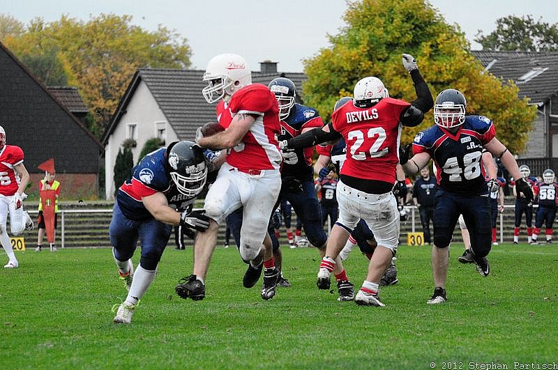 Gelsenkirchen Devils vs Recklinghausen Chargers - 20.10.2012 Gelsenkirchen Devils vs. Recklinghausen Chargers (27:7) 