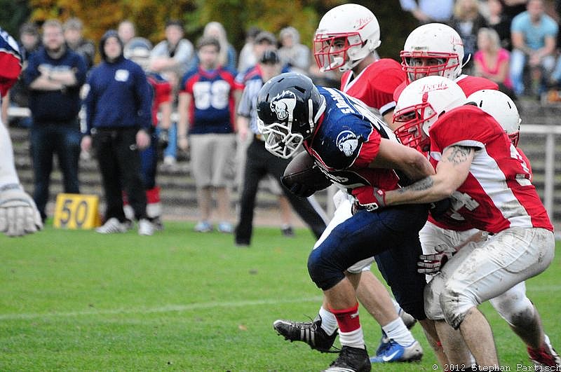 Gelsenkirchen Devils vs Recklinghausen Chargers - 20.10.2012 Gelsenkirchen Devils vs. Recklinghausen Chargers (27:7) 