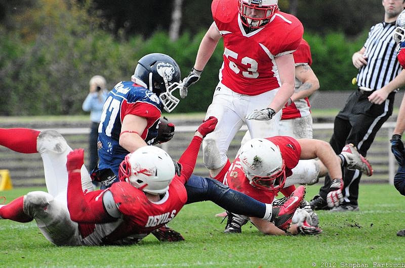 Gelsenkirchen Devils vs Recklinghausen Chargers - 20.10.2012 Gelsenkirchen Devils vs. Recklinghausen Chargers (27:7) 