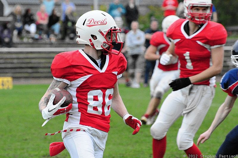 Gelsenkirchen Devils vs Recklinghausen Chargers - 20.10.2012 Gelsenkirchen Devils vs. Recklinghausen Chargers (27:7) 