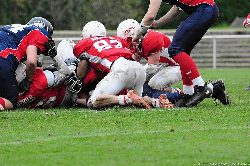 Gelsenkirchen Devils vs Recklinghausen Chargers - 20.10.2012 Gelsenkirchen Devils vs. Recklinghausen Chargers (27:7) 