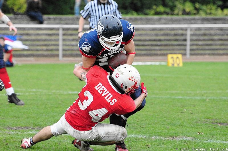 Gelsenkirchen Devils vs Recklinghausen Chargers - 20.10.2012 Gelsenkirchen Devils vs. Recklinghausen Chargers (27:7) 