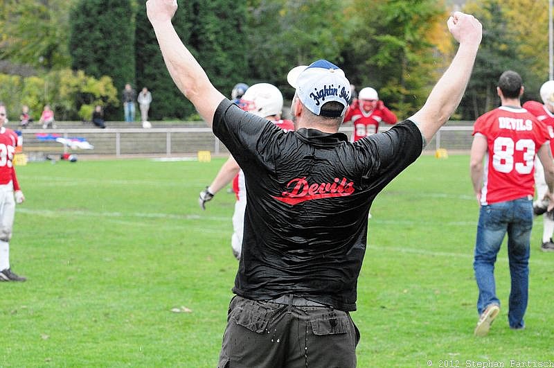 Gelsenkirchen Devils vs Recklinghausen Chargers - 20.10.2012 Gelsenkirchen Devils vs. Recklinghausen Chargers (27:7) 