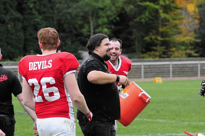 Gelsenkirchen Devils vs Recklinghausen Chargers - 20.10.2012 Gelsenkirchen Devils vs. Recklinghausen Chargers (27:7) 