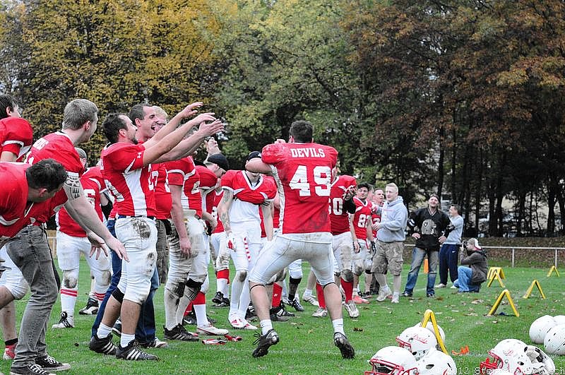 Gelsenkirchen Devils vs Recklinghausen Chargers - 20.10.2012 Gelsenkirchen Devils vs. Recklinghausen Chargers (27:7) 