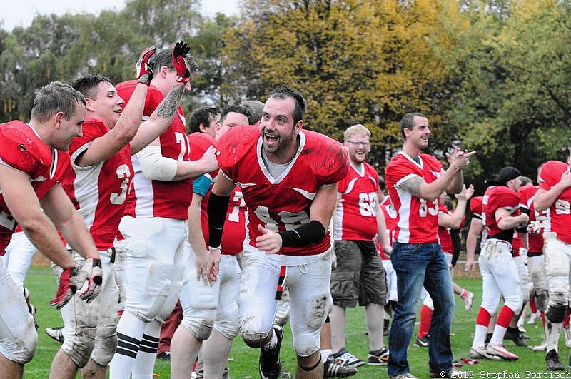 Gelsenkirchen Devils vs Recklinghausen Chargers - 20.10.2012 Gelsenkirchen Devils vs. Recklinghausen Chargers (27:7) 