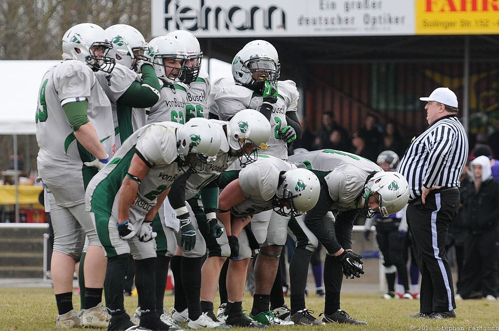 Langenfeld Longhorns vs. Bielefeld Bulldogs  - 06.04.2013 Vorbereitungsspiel Langenfeld Longhorns vs. Bielefeld Bulldogs (13:26) 