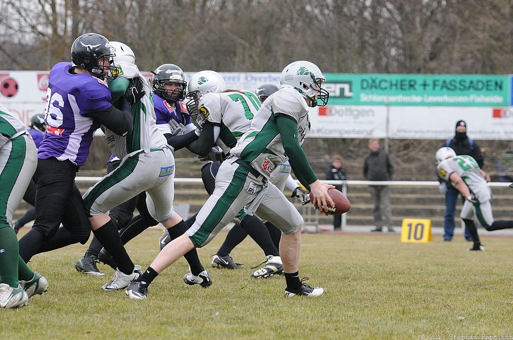 Langenfeld Longhorns vs. Bielefeld Bulldogs  - 06.04.2013 Vorbereitungsspiel Langenfeld Longhorns vs. Bielefeld Bulldogs (13:26) 