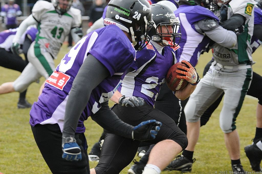 Langenfeld Longhorns vs. Bielefeld Bulldogs  - 06.04.2013 Vorbereitungsspiel Langenfeld Longhorns vs. Bielefeld Bulldogs (13:26) 
