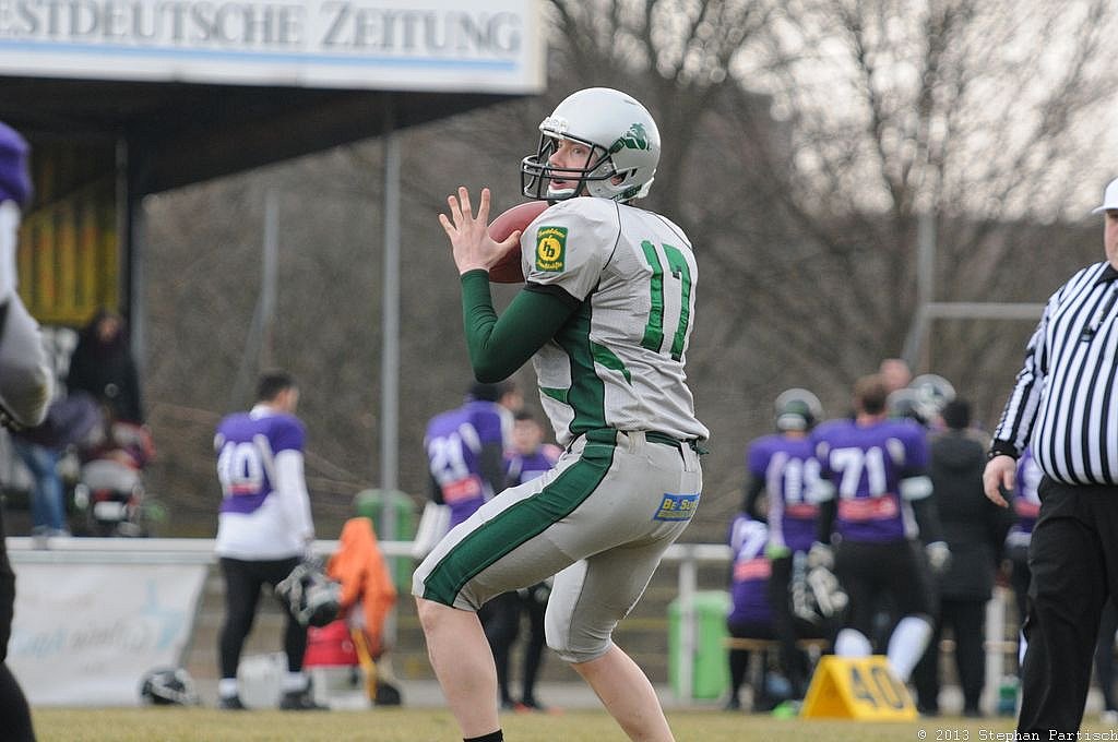 Langenfeld Longhorns vs. Bielefeld Bulldogs  - 06.04.2013 Vorbereitungsspiel Langenfeld Longhorns vs. Bielefeld Bulldogs (13:26) 