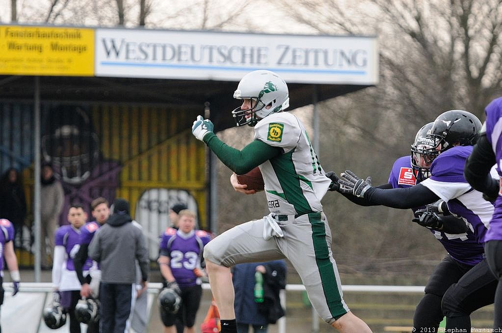 Langenfeld Longhorns vs. Bielefeld Bulldogs  - 06.04.2013 Vorbereitungsspiel Langenfeld Longhorns vs. Bielefeld Bulldogs (13:26) 
