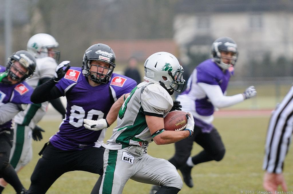 Langenfeld Longhorns vs. Bielefeld Bulldogs  - 06.04.2013 Vorbereitungsspiel Langenfeld Longhorns vs. Bielefeld Bulldogs (13:26) 