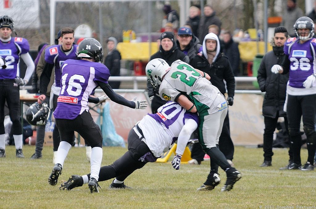 Langenfeld Longhorns vs. Bielefeld Bulldogs  - 06.04.2013 Vorbereitungsspiel Langenfeld Longhorns vs. Bielefeld Bulldogs (13:26) 