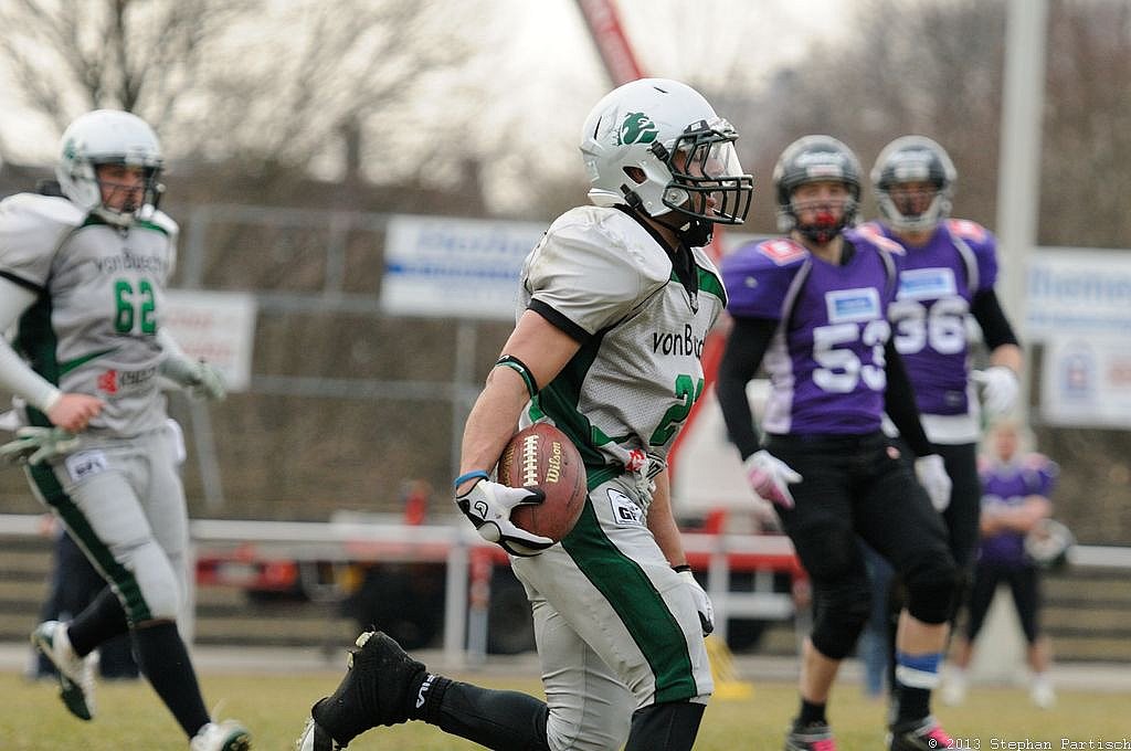 Langenfeld Longhorns vs. Bielefeld Bulldogs  - 06.04.2013 Vorbereitungsspiel Langenfeld Longhorns vs. Bielefeld Bulldogs (13:26) 