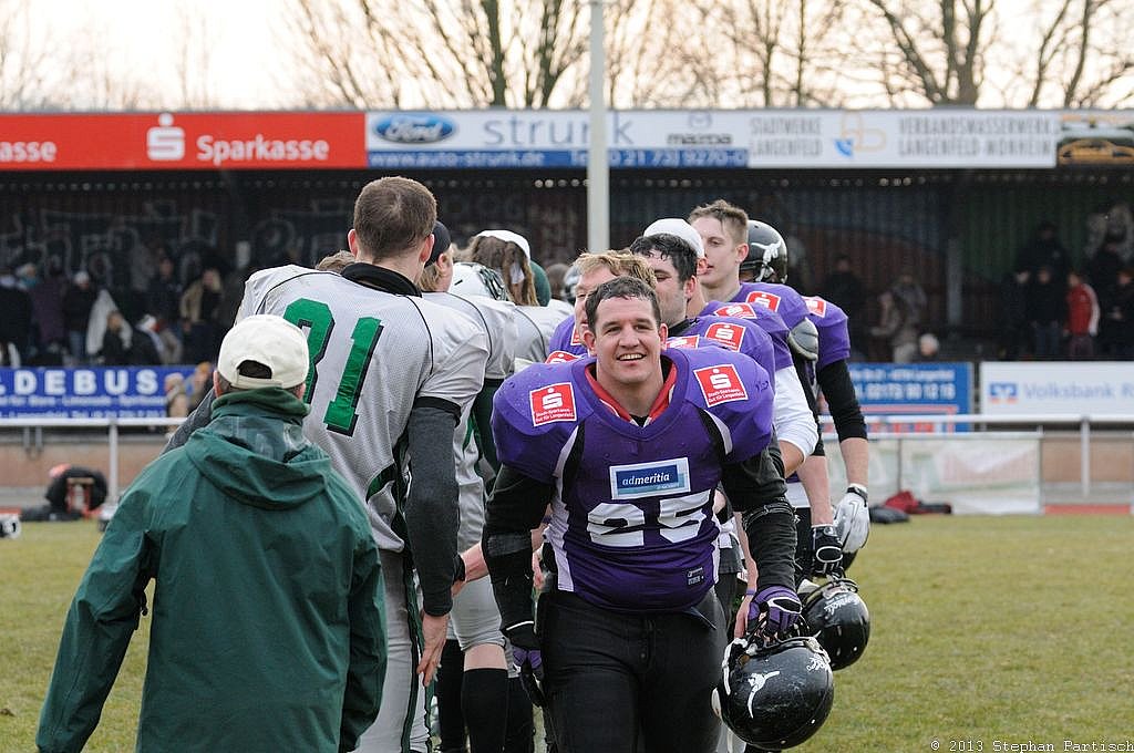 Langenfeld Longhorns vs. Bielefeld Bulldogs  - 06.04.2013 Vorbereitungsspiel Langenfeld Longhorns vs. Bielefeld Bulldogs (13:26) 