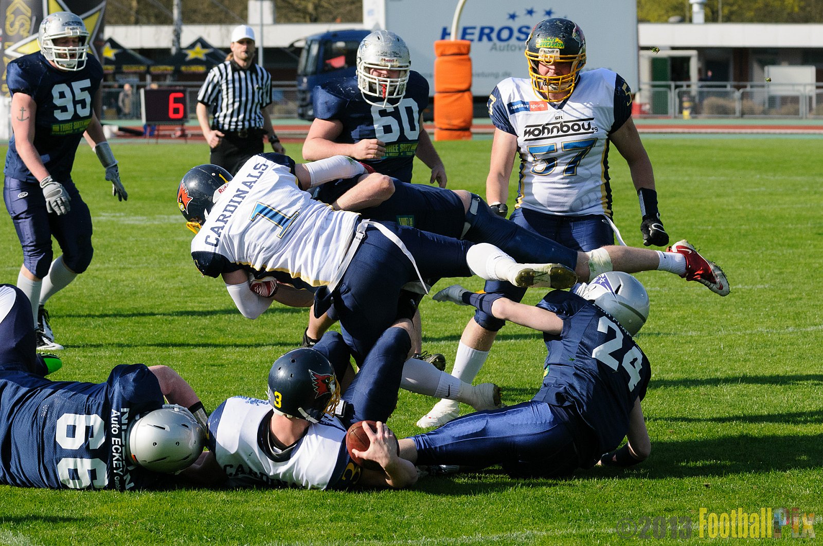 Essen Assindia Cardinals vs. Bochum Cadets - 20.04.2013 Essen Assindia Cardinals vs. Bochum Cadets (54:13) 