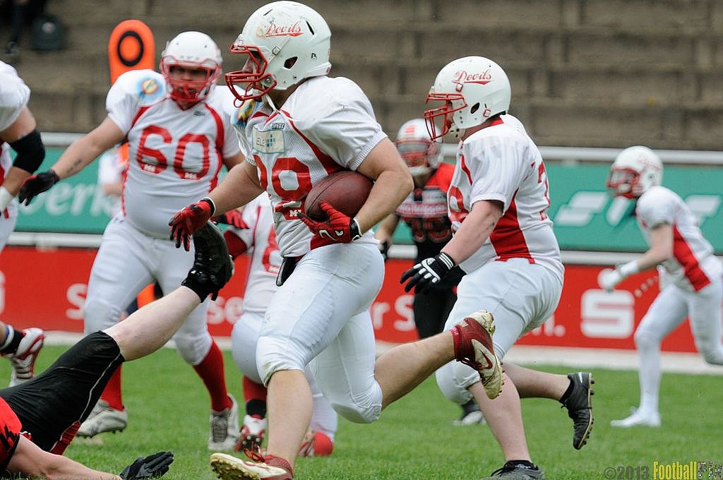 Solingen Paladins vs. Gelsenkirchen Devils  - 28.04.2013 Solingen Paladins vs. Gelsenkirchen Devils (27:14) 