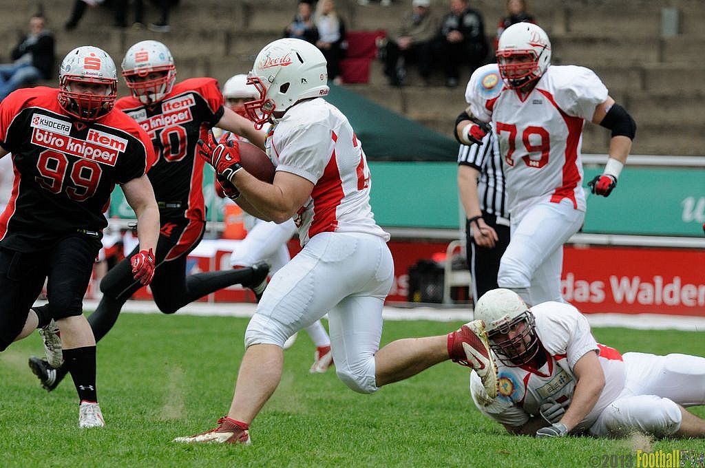 Solingen Paladins vs. Gelsenkirchen Devils  - 28.04.2013 Solingen Paladins vs. Gelsenkirchen Devils (27:14) 