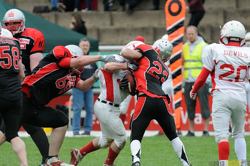 Solingen Paladins vs. Gelsenkirchen Devils  - 28.04.2013 Solingen Paladins vs. Gelsenkirchen Devils (27:14) 
