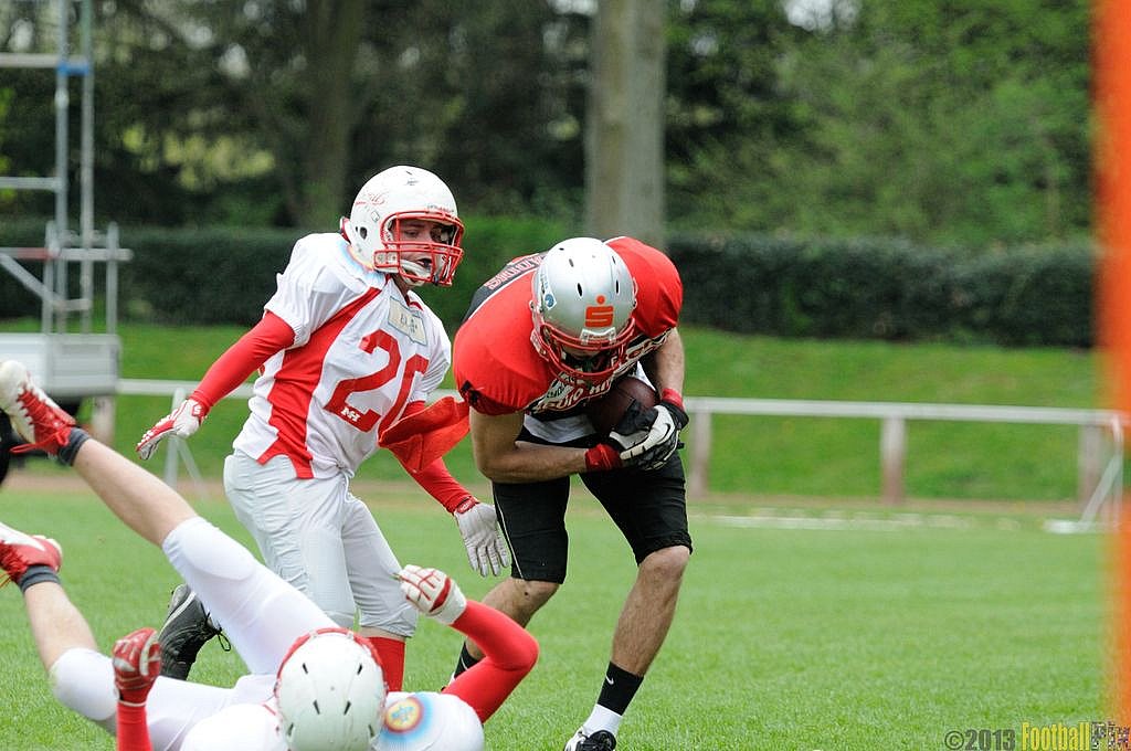 Solingen Paladins vs. Gelsenkirchen Devils  - 28.04.2013 Solingen Paladins vs. Gelsenkirchen Devils (27:14) 
