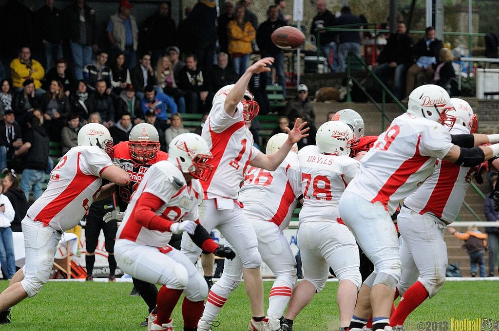 Solingen Paladins vs. Gelsenkirchen Devils  - 28.04.2013 Solingen Paladins vs. Gelsenkirchen Devils (27:14) 