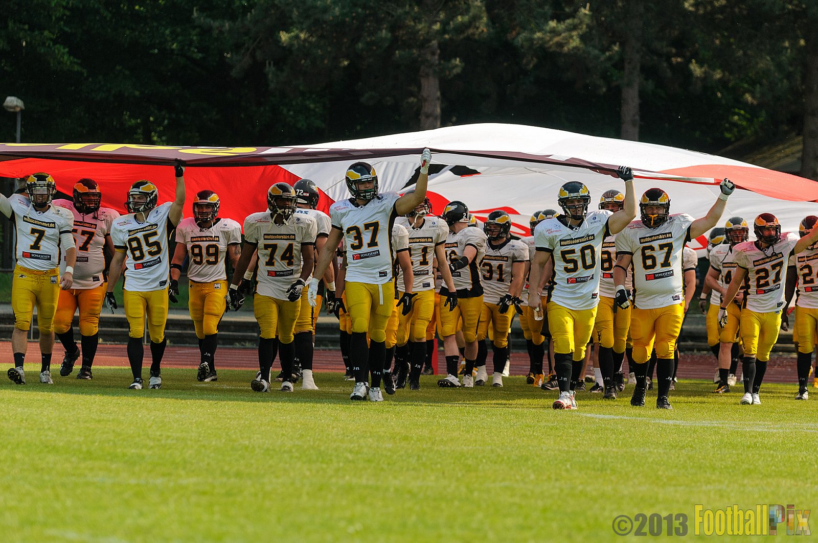 Düsseldorf Panther	vs. Berlin Adler  - 08.06.2013 GFL Nord: Düsseldorf Panther vs. Berlin Adler (10:27)