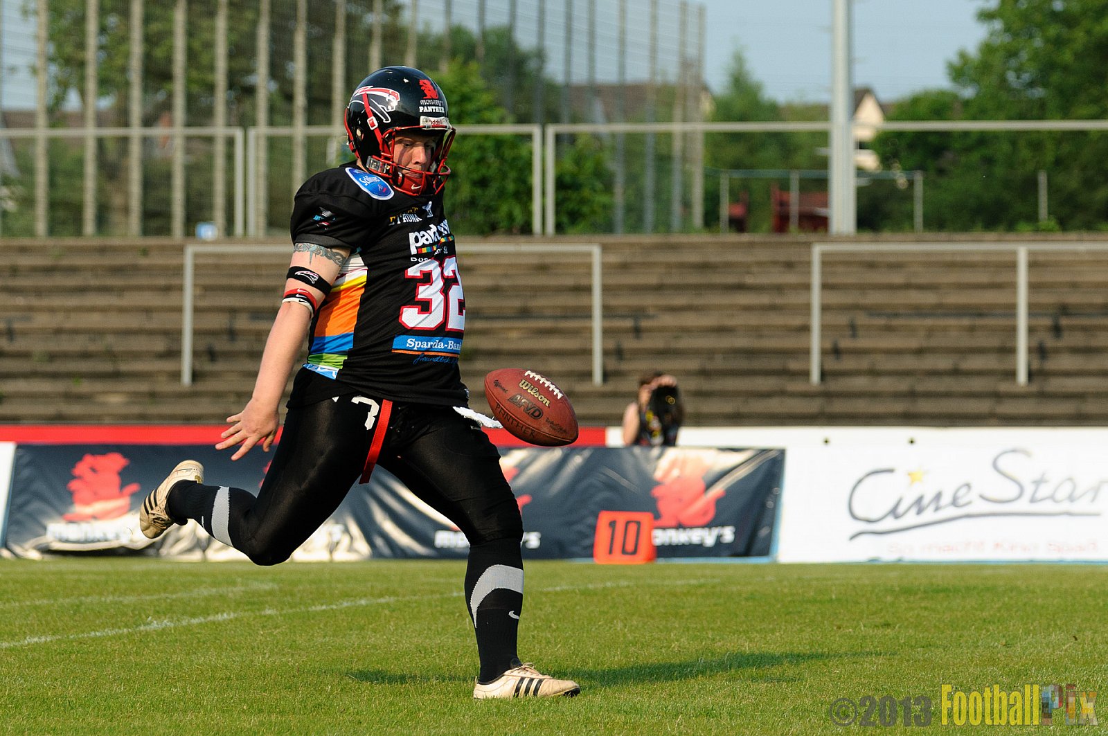 Düsseldorf Panther	vs. Berlin Adler  - 08.06.2013 GFL Nord: Düsseldorf Panther vs. Berlin Adler (10:27)