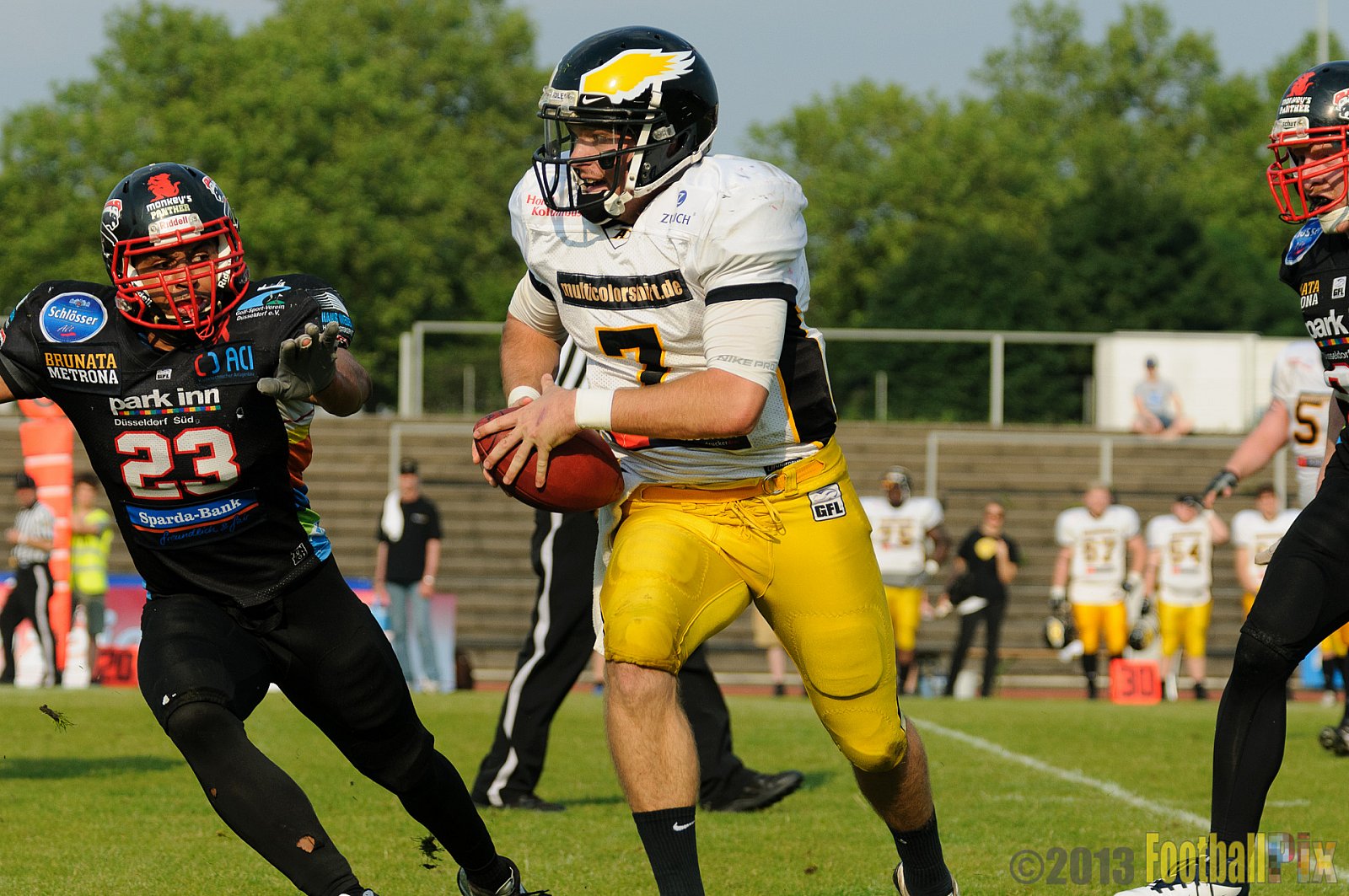 Düsseldorf Panther	vs. Berlin Adler  - 08.06.2013 GFL Nord: Düsseldorf Panther vs. Berlin Adler (10:27)