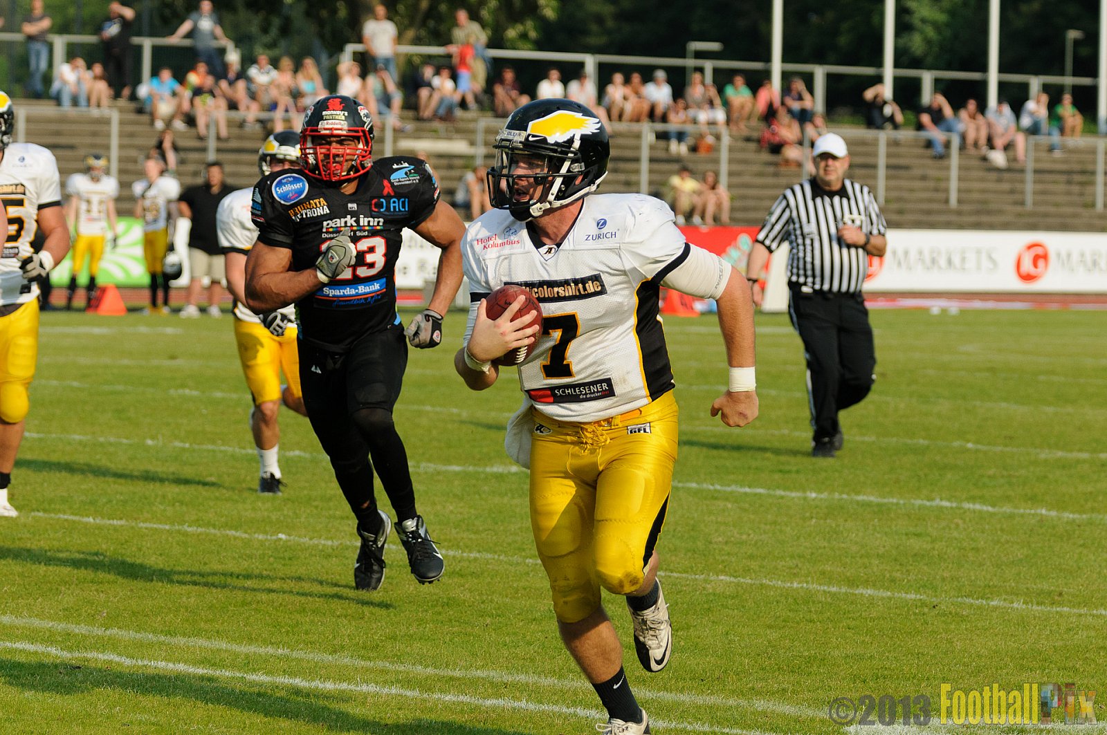 Düsseldorf Panther	vs. Berlin Adler  - 08.06.2013 GFL Nord: Düsseldorf Panther vs. Berlin Adler (10:27)