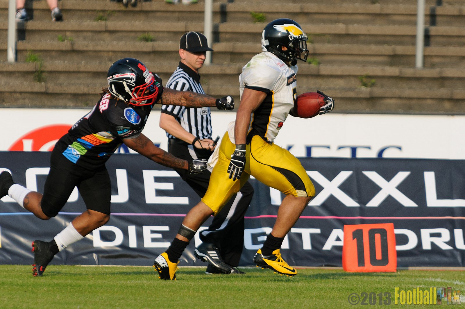 Düsseldorf Panther	vs. Berlin Adler  - 08.06.2013 GFL Nord: Düsseldorf Panther vs. Berlin Adler (10:27)