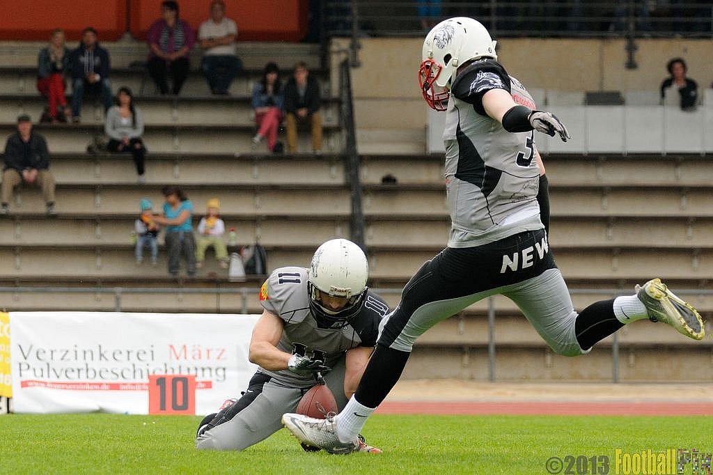 09.06.2013 Mönchengladbach Wolfpack vs. Cologne Falcons II (28:13) 
