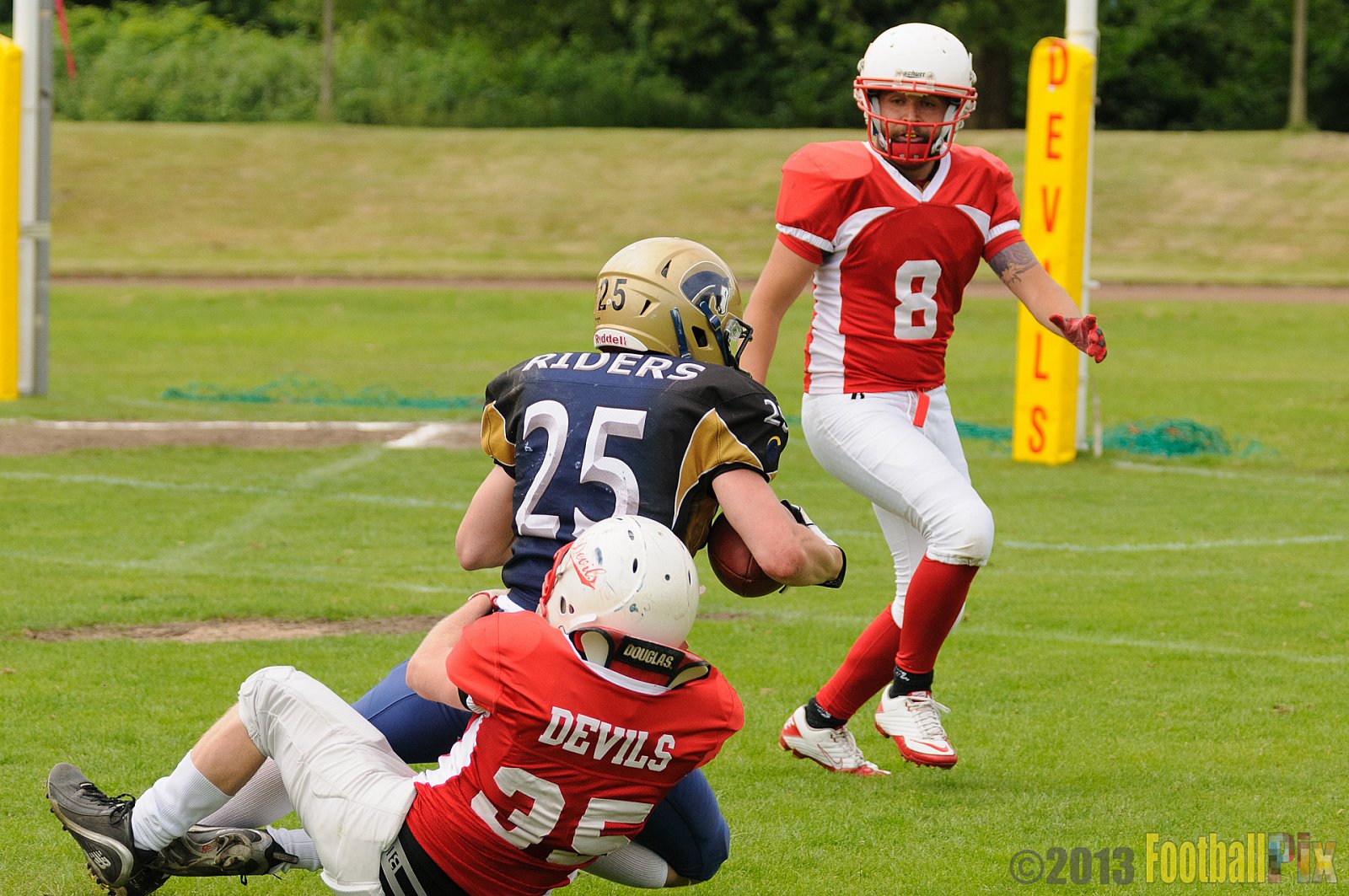 Gelsenkirchen Devils vs. Schiefbahn Riders - 16.06.2013 Gelsenkirchen Devils vs. Schiefbahn Riders (12:49) 