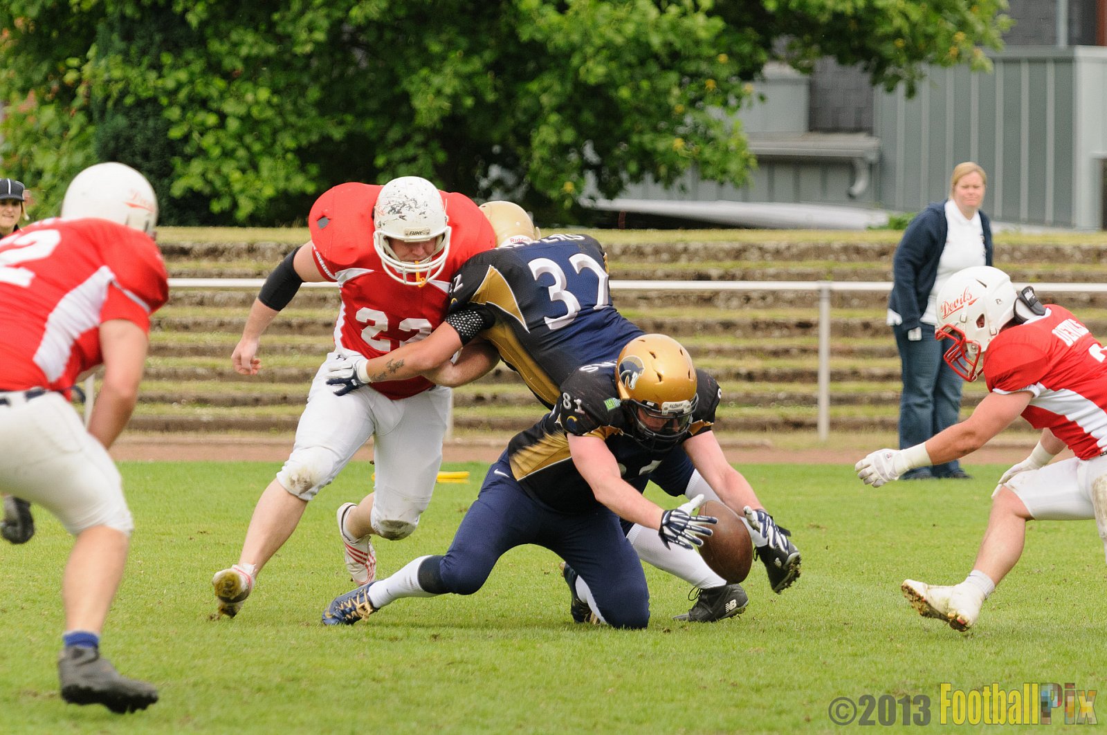 Gelsenkirchen Devils vs. Schiefbahn Riders - 16.06.2013 Gelsenkirchen Devils vs. Schiefbahn Riders (12:49) 