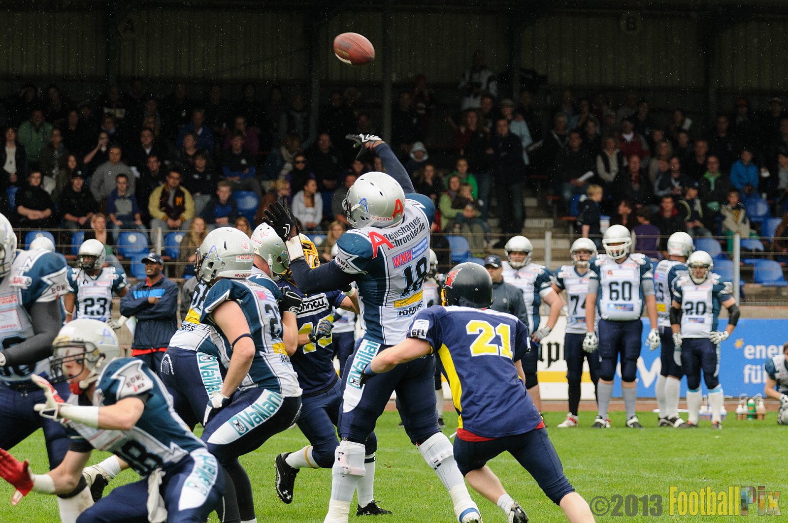 Remscheid Amboss vs. Essen Assindia Cardinals  - 23.06.2013 Remscheid Amboss vs. Essen Assindia Cardinals (10:0) 