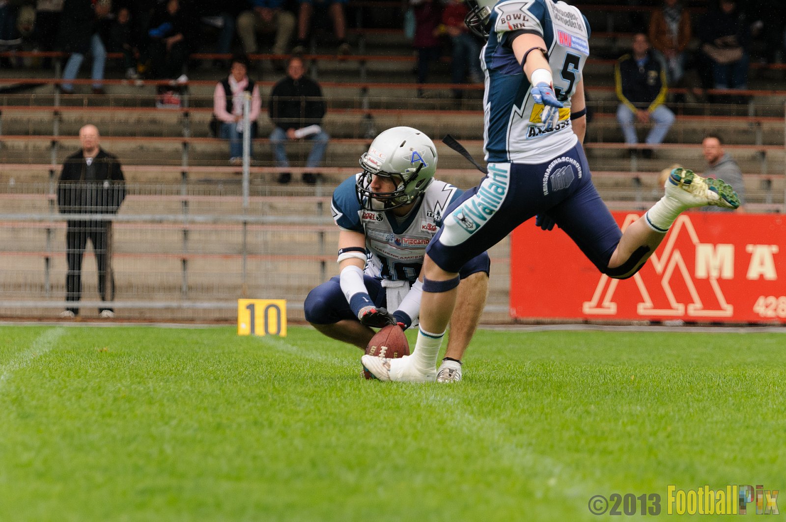 Remscheid Amboss vs. Essen Assindia Cardinals  - 23.06.2013 Remscheid Amboss vs. Essen Assindia Cardinals (10:0) 