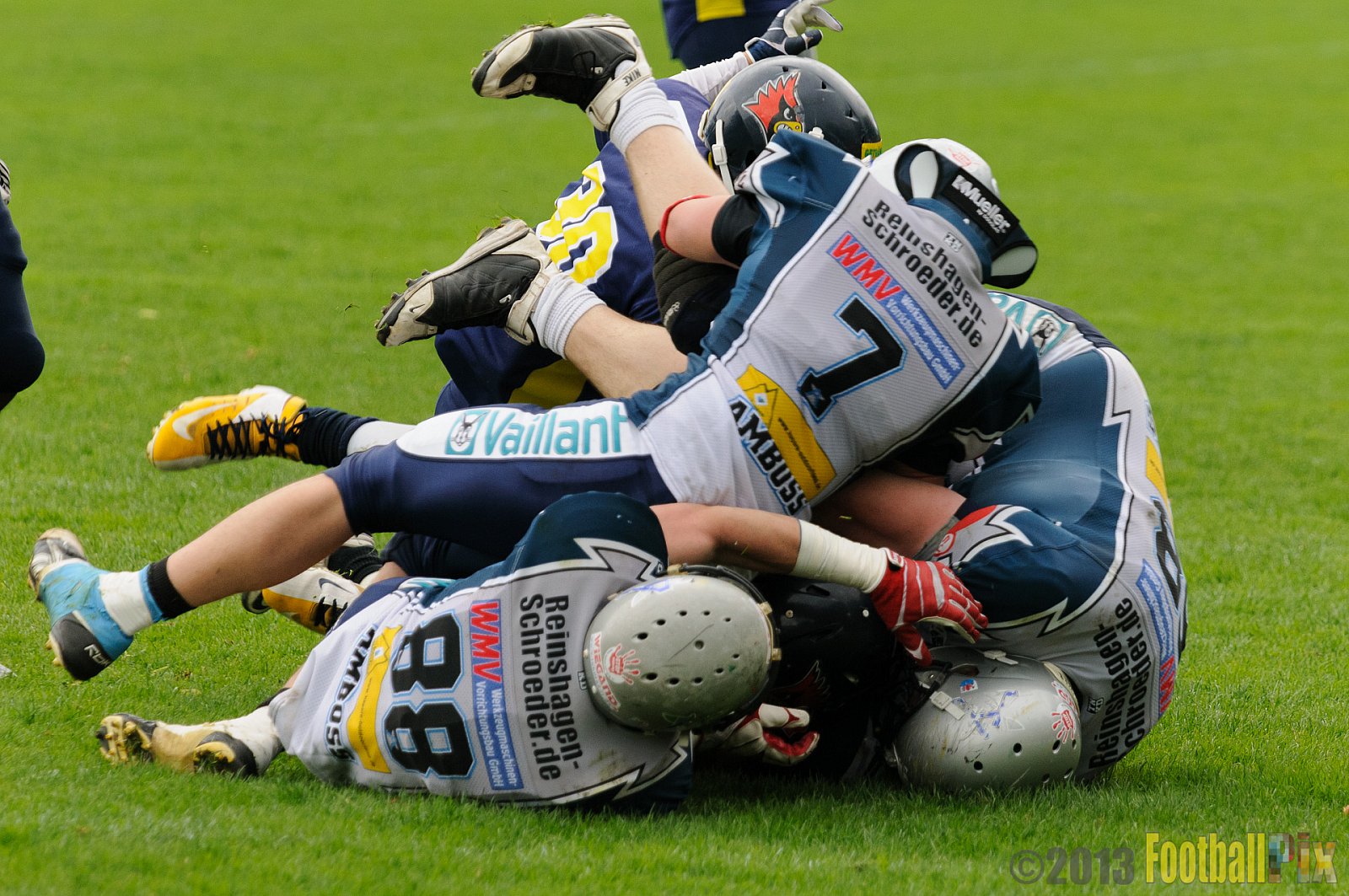 Remscheid Amboss vs. Essen Assindia Cardinals  - 23.06.2013 Remscheid Amboss vs. Essen Assindia Cardinals (10:0) 