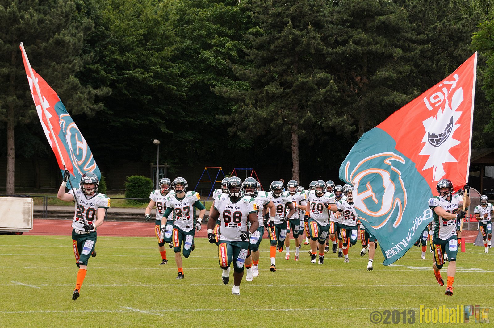 Düsseldorf Panther vs. Kiel Baltic Hurricanes - 30.06.2013 GFL Nord: Düsseldorf Panther vs. Kiel Baltic Hurricanes (10:47) 